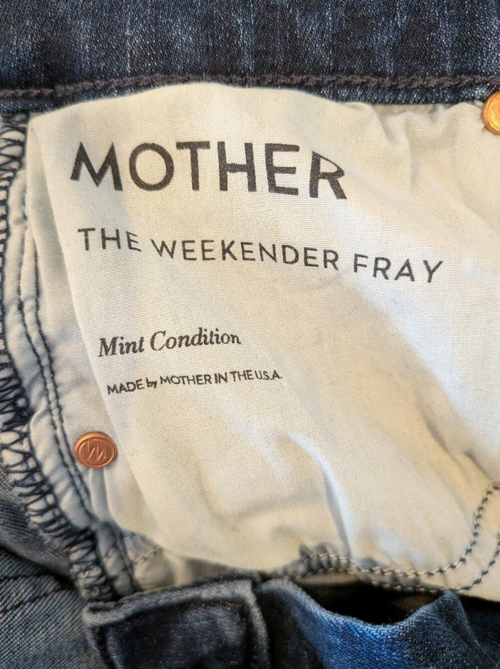 MOTHER The Weekender Fray Jeans Mint Condition Mid Rise Flare Dark Wash Size 27 - Picture 15 of 15